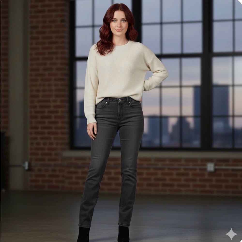 Henry & Belle womans Charcoal Straight Jeans